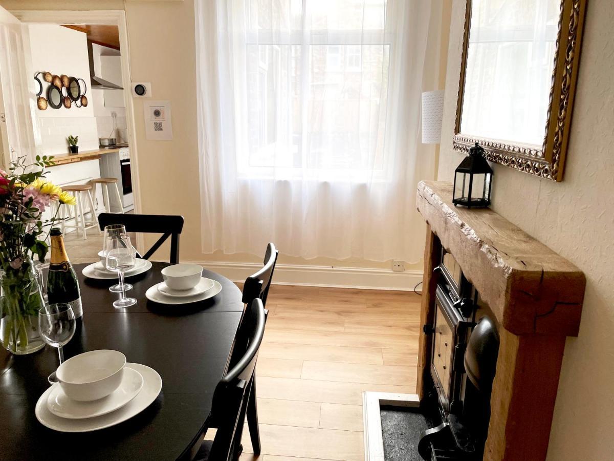The Neville - Quaint Victorian With Free Parking Apartamento *